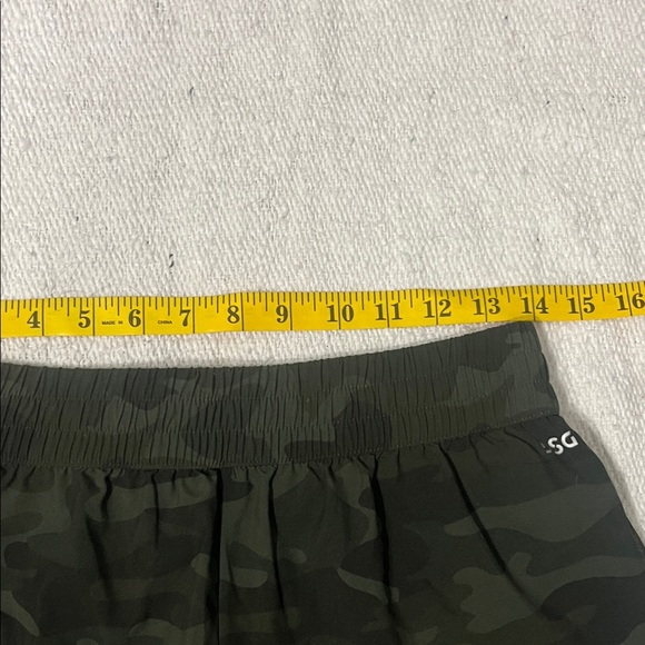 DSG Black Camo Women's Athletic Shorts - Picture 5 of 5